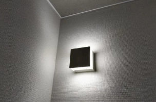 ブラケットライト